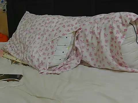 kinkydolll webcam