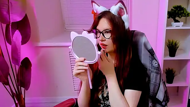 CarolGiggly webcam