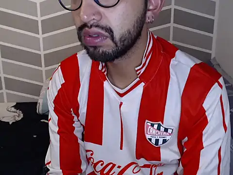 thomass1018 webcam