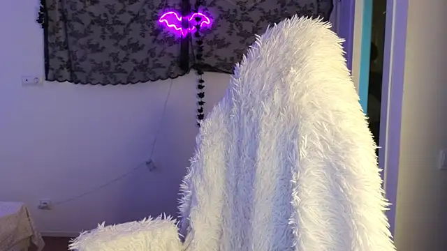 LilithMadden webcam