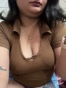 Curvy_Anaya webcam