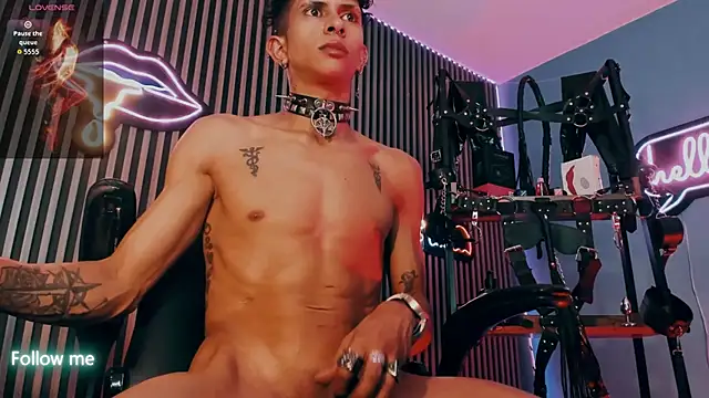 Maximoking26 live cam on StripChat