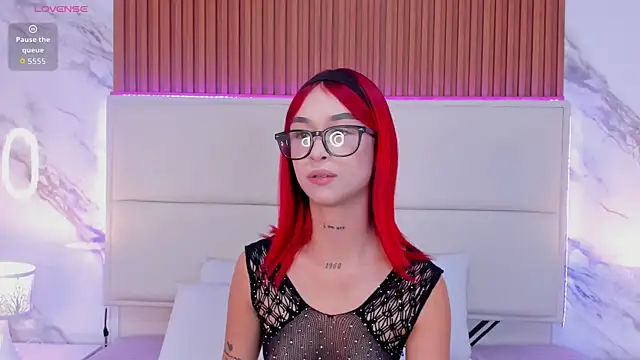 _bella_rossee_ live cam on StripChat