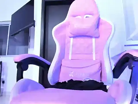 cristina697 webcam