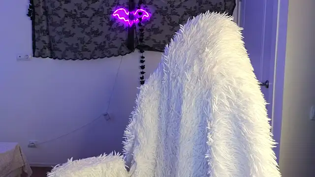 LilithMadden webcam