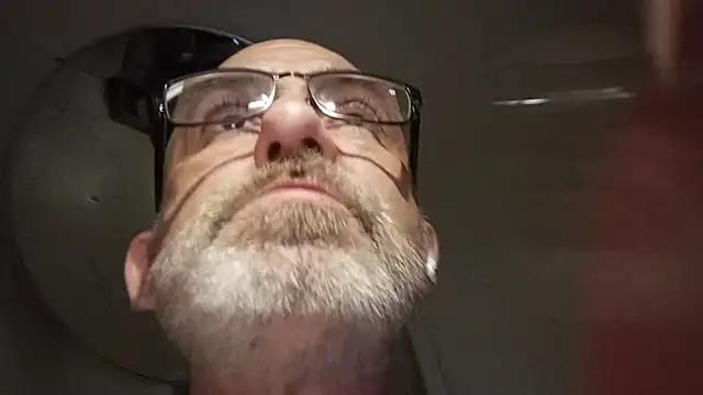 Kitrider live cam on StripChat