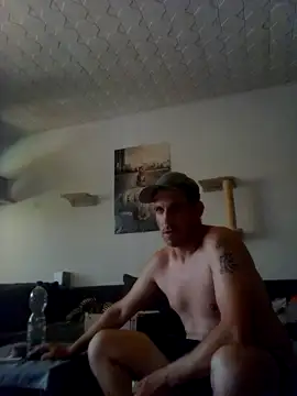 Codymc89 live cam on StripChat