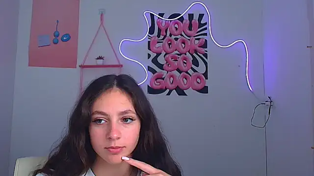 KissMeJulia live cam on StripChat