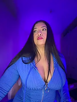 cami_ortiz__ webcam