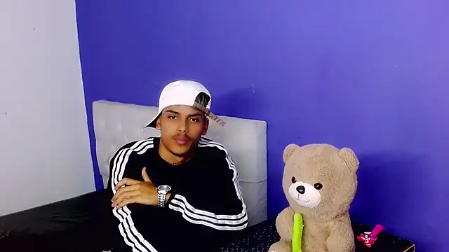 Angel_foxc13 webcam