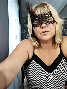 AliceGold5231 webcam