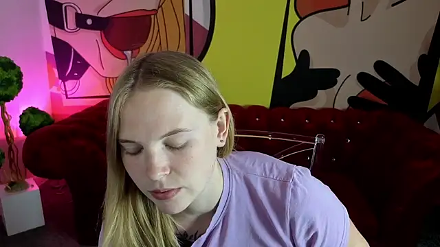 NikkyReyyy webcam