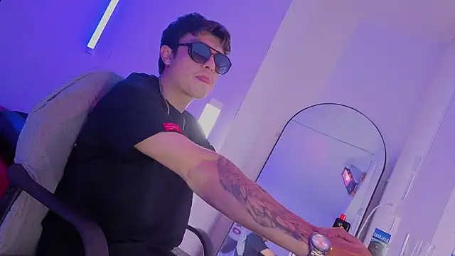 angel_still_ webcam