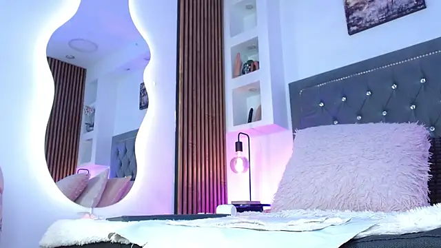 AnnadirtyXo live cam on StripChat