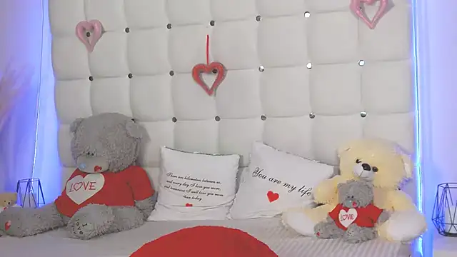 AlsouKass live cam on StripChat