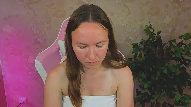 SindieStormm live cam on StripChat