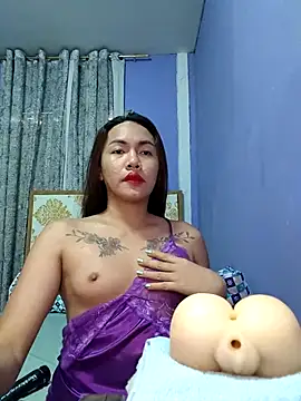 lady_kim_boner live cam on StripChat