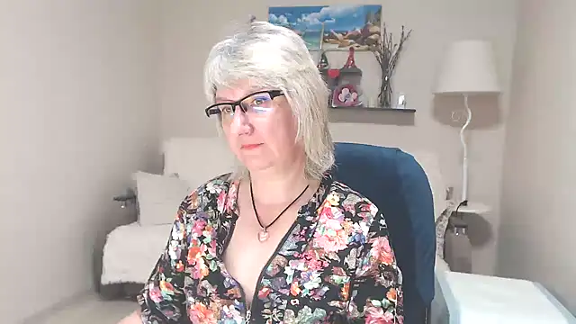 FleurMays webcam
