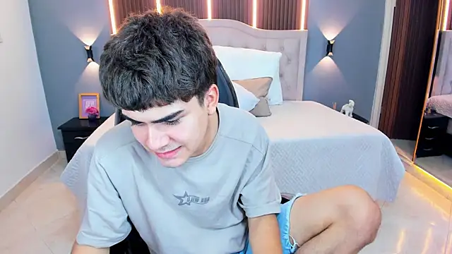 Tommy18__ webcam
