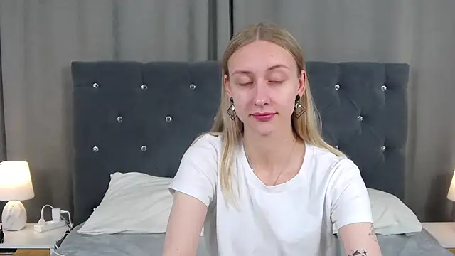 LirienVexx live cam on StripChat