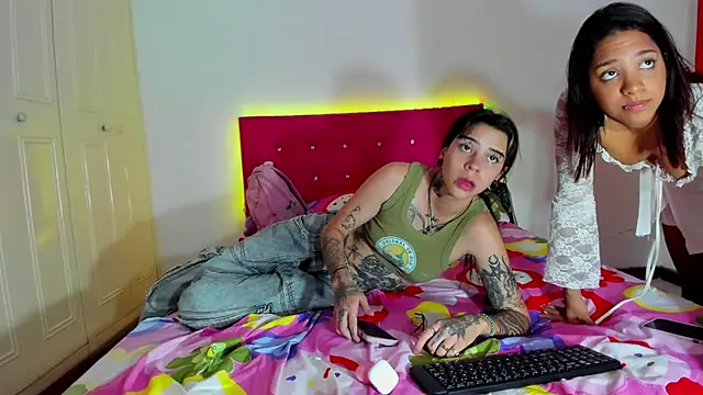 sweet_strom live cam on StripChat