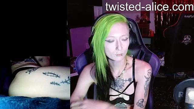 Twisted_Alice webcam