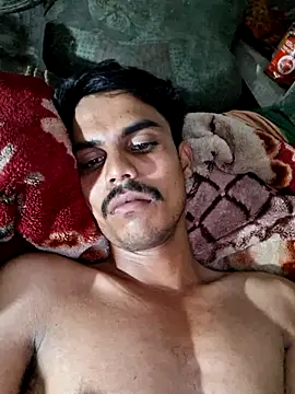 Gauravraj19 live cam on StripChat