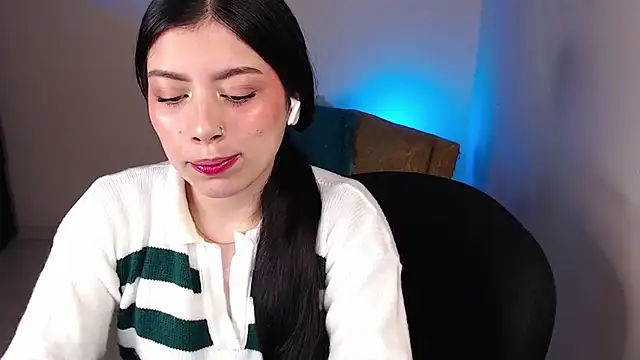 iam_emy live cam on StripChat