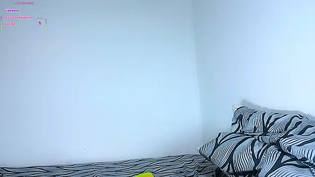 Thony444 live cam on StripChat