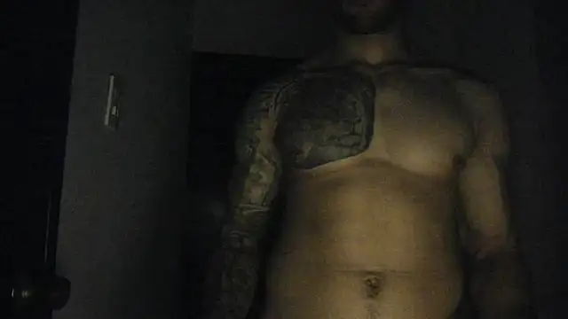 ThiagoLugo live cam on StripChat