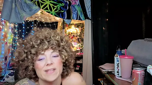 infinirose live cam on StripChat
