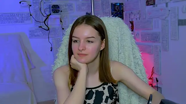 KellieBanshe live cam on StripChat