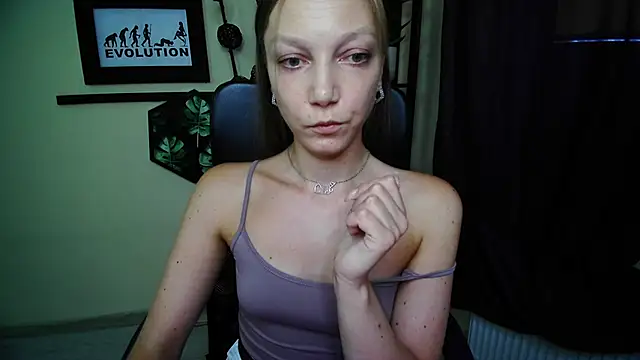 EmillyPlay webcam