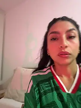 Gia_Ferh webcam