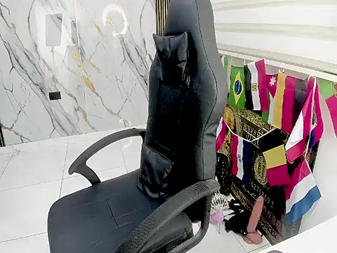 queen_findom1 webcam