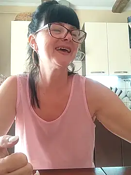 AliceSwan57 webcam
