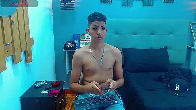 Lukaz_Caballero webcam