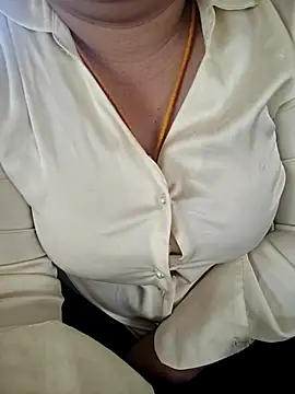 Tamillakshmi27 webcam