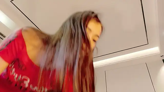 nyxxfire (F young) - REAL ORGASM