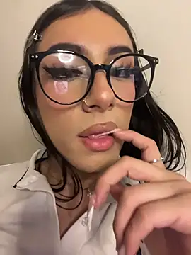 Sweett_maddy webcam