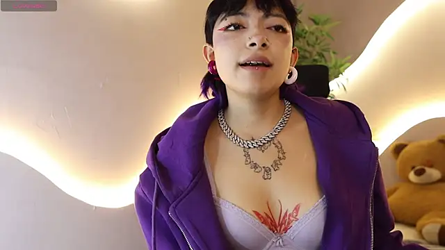 shiny_wolf webcam