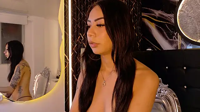 LilySweet__ webcam