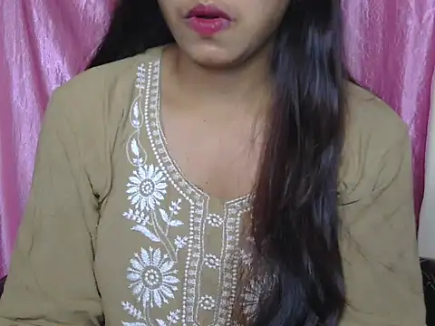 tanvi-1 (F teen) - boobs show