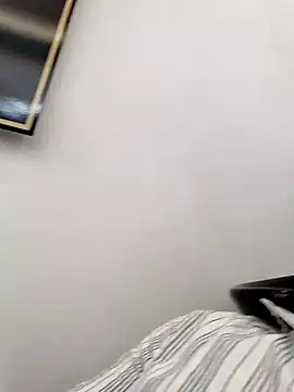 hottman7 live cam on StripChat