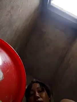 Moon_squirtt webcam