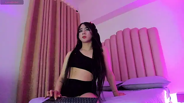 Lana_fox01 live sex cam