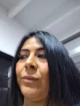 Aniajoness_ live cam on StripChat