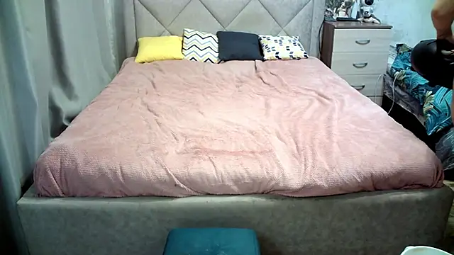 juliettkalen - Juliettkalen's free webcam - UK Sex Cams