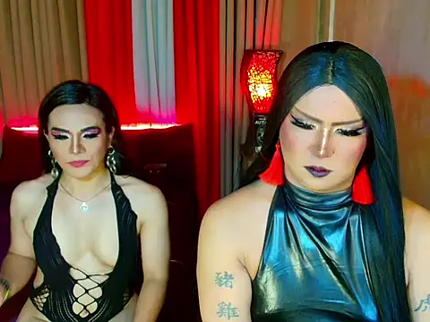 Wildest_Slave_Huntress webcam