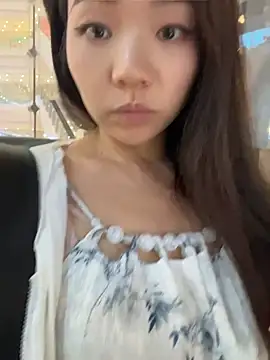 xiaochengzi505 live cam on StripChat